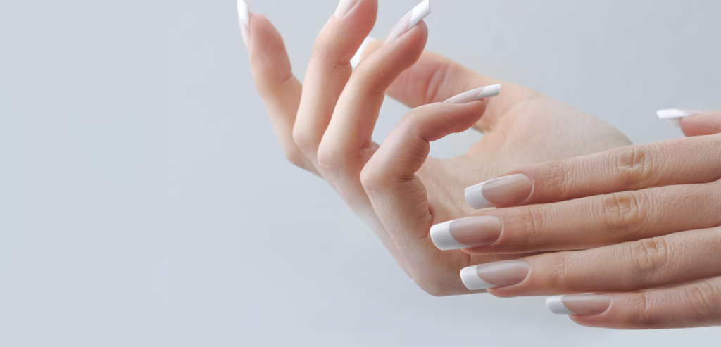 Manicure Francesa de Baunilha: A Nova Tendência de Unhas