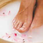 3 Dicas de Especialista para Fazer Sua Pedicure Durar Mais