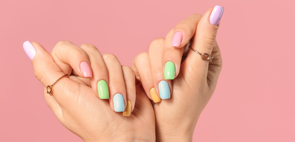 Unhas Soft Gel Bombam na Internet: 6 Inspirações para Você Experimentar