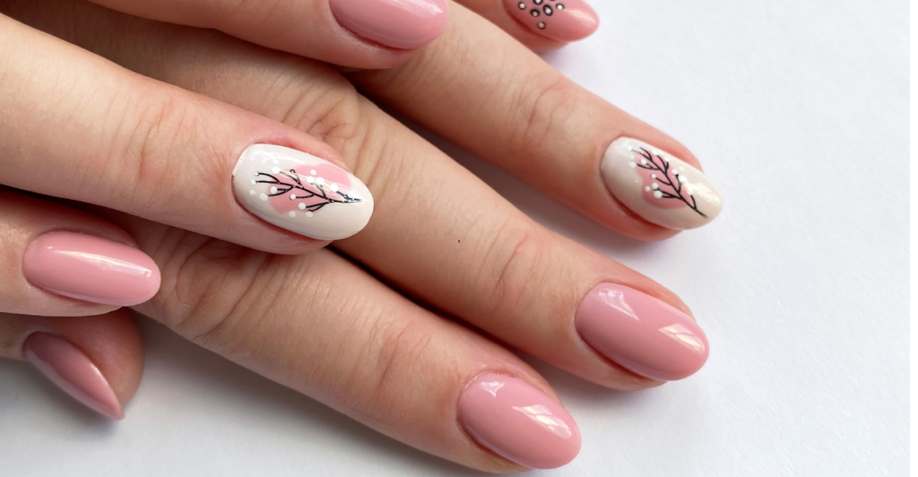 Encontrei a Cor Neutra Perfeita para Unhas de Mulheres Maduras: Elegância Atemporal