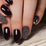 4 Modelos de Unhas Decoradas para Brilhar no Barzinho