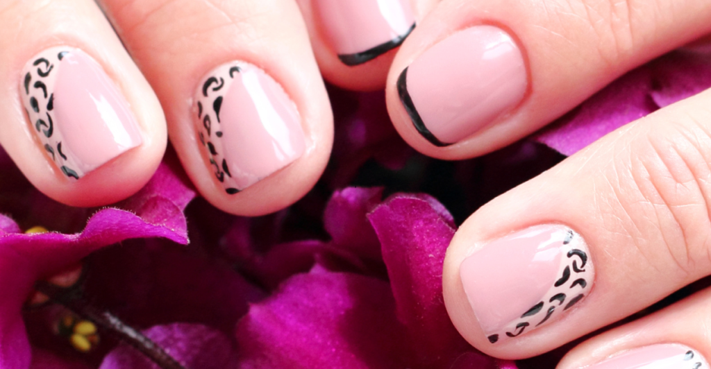 Unhas Decoradas Simples e Curtas? Sim, É Possível! Veja Como Fazer