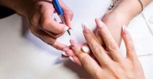 Decoração de Unhas: 3 Ideias Imperdíveis para Se Inspirar e Arrasar