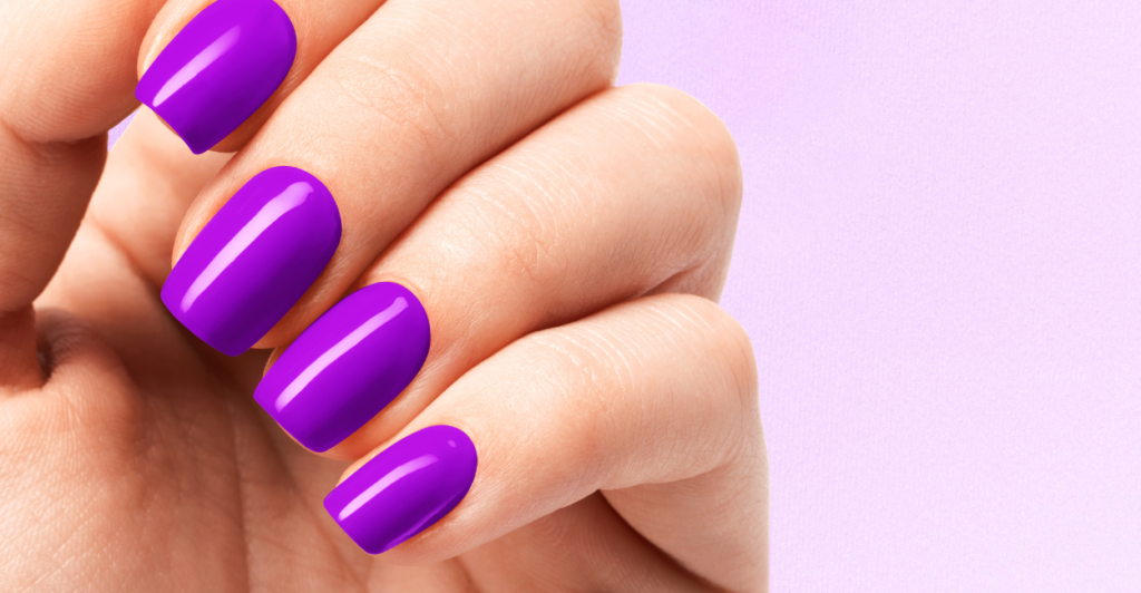 unhas roxas
